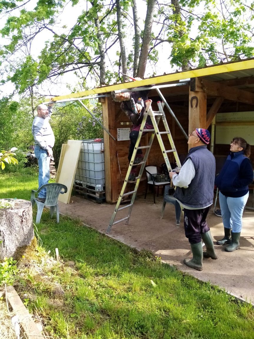 Un avant-toit à l&rsquo;abri commun des jardins&nbsp;Nord